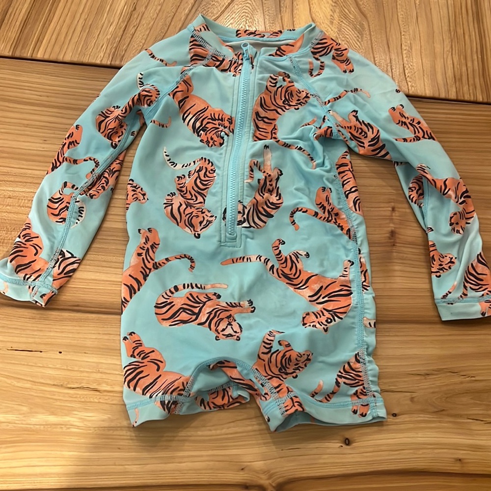 Tea Collection 2T Swimsuit play condition